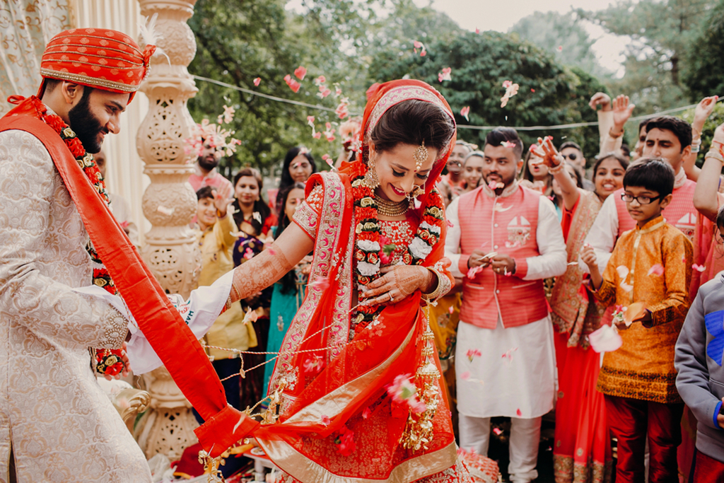 Dhruv weds Suhasini